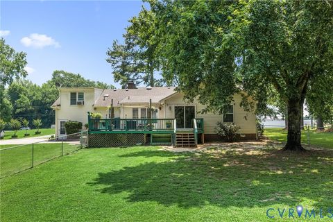 Tiny photo for 7152 S Quay Road, Suffolk, VA 23437 (MLS # 2618144)