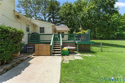 Tiny photo for 7152 S Quay Road, Suffolk, VA 23437 (MLS # 2618144)