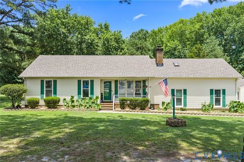 Tiny photo for 7152 S Quay Road, Suffolk, VA 23437 (MLS # 2618144)
