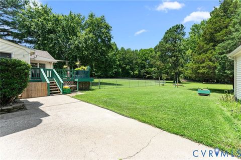Tiny photo for 7152 S Quay Road, Suffolk, VA 23437 (MLS # 2618144)