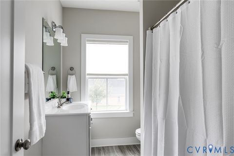 Tiny photo for 1216 N 33rd Street, Richmond, VA 23223 (MLS # 2529966)