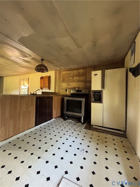 Tiny photo for 1513 & 1521 Third Street, Victoria, VA 23952 (MLS # 2625746)