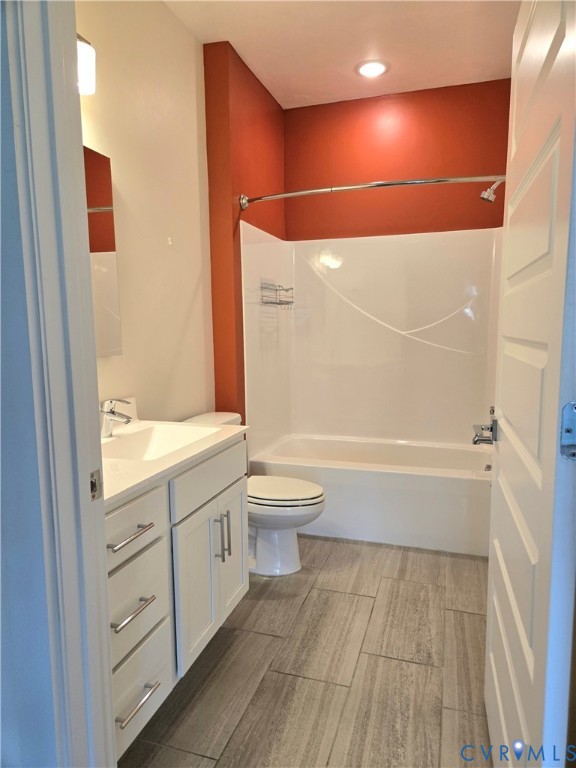 901 Porter Street U301