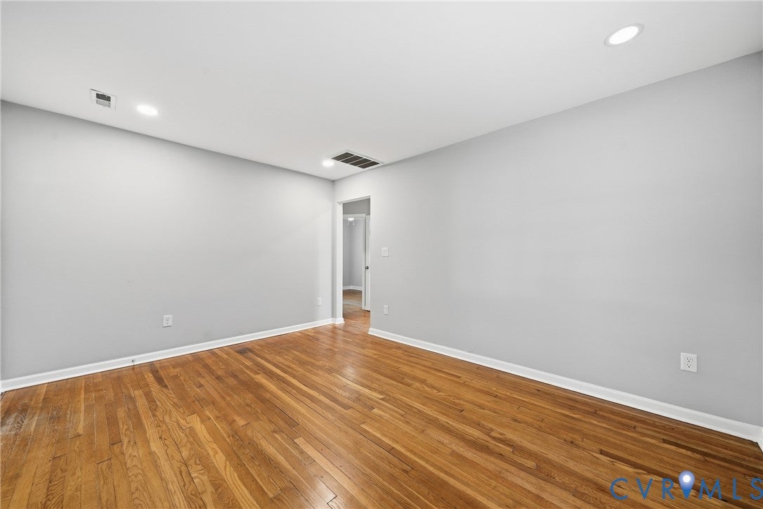 1718 Rogers