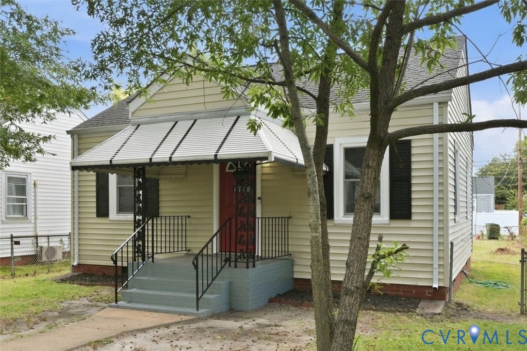 1718 Rogers