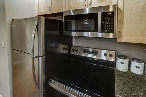 Tiny photo for 1333 W Broad Street #U201, Richmond, VA 23220 (MLS # 2519754)