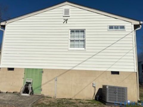 Tiny photo for 2820 Mauldin Street, Henrico, VA 23223 (MLS # 2604802)