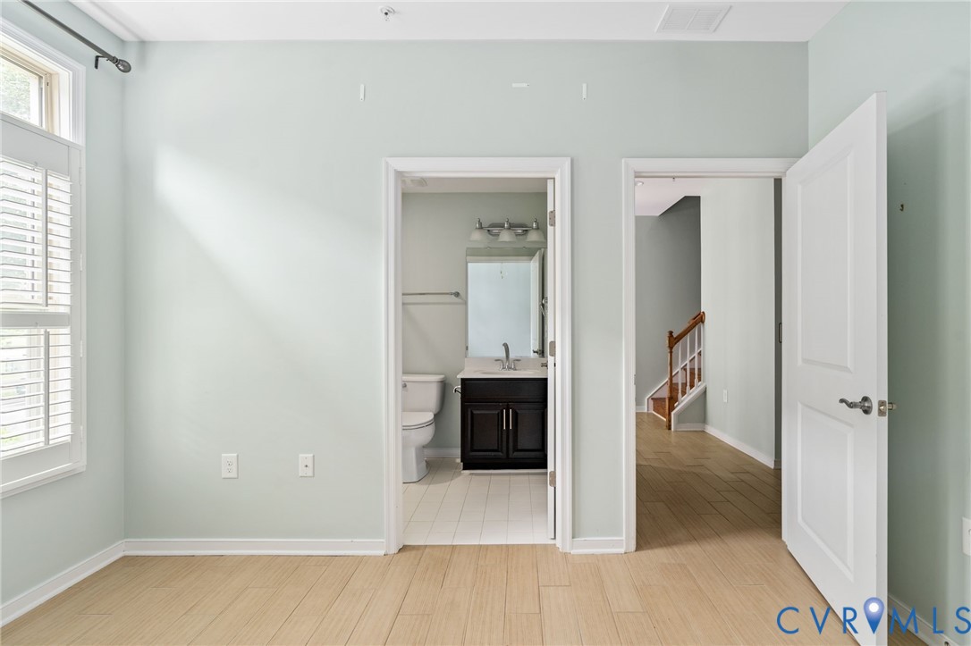 2424 Liesfeld Parkway