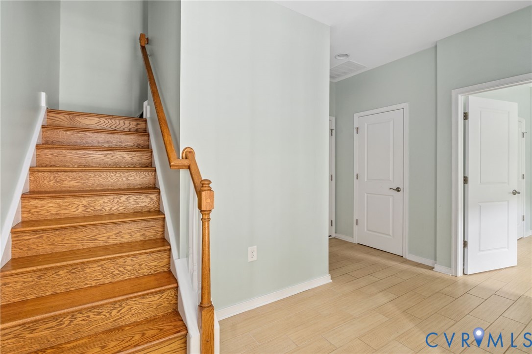 2424 Liesfeld Parkway