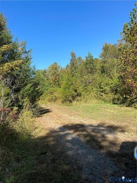 Photo of 470 Price Road, Louisa, VA 23093 (MLS # 2607197)