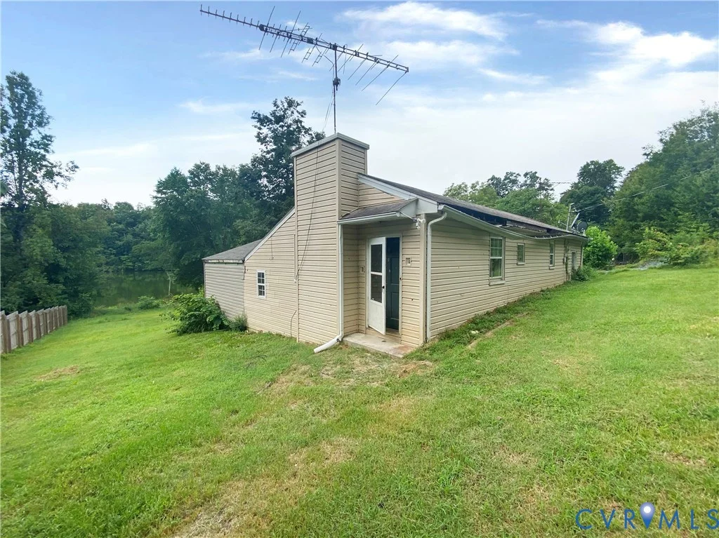 743 N Ruritan Drive