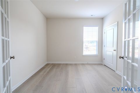 Tiny photo for 000 Canoe Pointe Loop #992, Chesterfield, VA 23120 (MLS # 2605729)