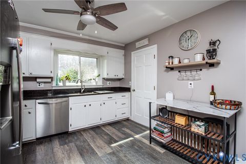 Tiny photo for 202 Homestead Drive, Colonial Heights, VA 23834 (MLS # 2605419)