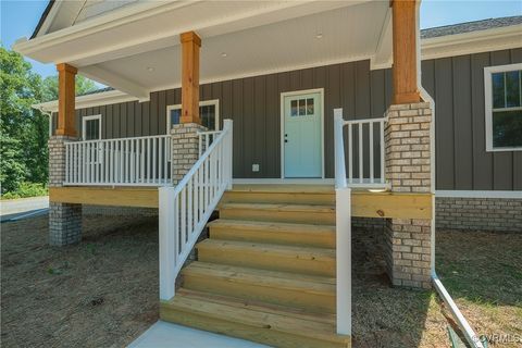 A home in Bumpass