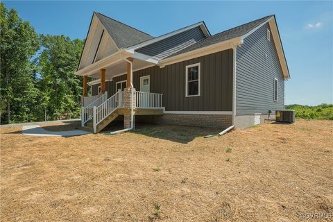 A home in Bumpass