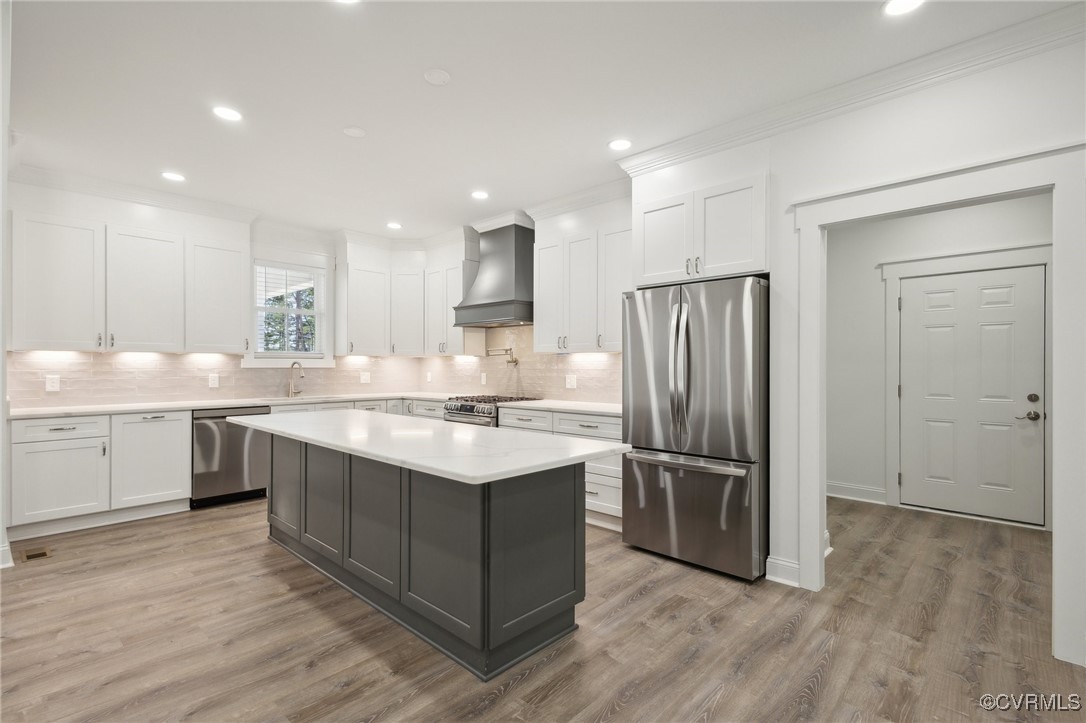 15035 Whitewood Lane