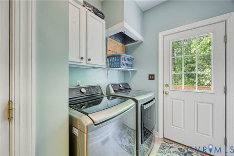 Tiny photo for 6114 Fox Haven Place, Chesterfield, VA 23112 (MLS # 2609673)