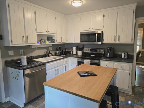 Tiny photo for 4207 Brixton Road, Chesterfield, VA 23832 (MLS # 2626828)