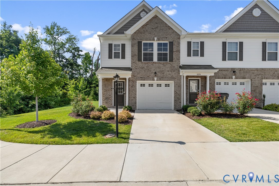 Photo 1 of 20 — 3372 Dewsberry Lane, Henrico, VA 23231