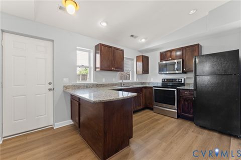 Tiny photo for 410 N 33rd Street, Richmond, VA 23223 (MLS # 2609460)