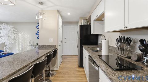 Tiny photo for 7604 Roscommon Court #2409, Henrico, VA 23228 (MLS # 2611535)