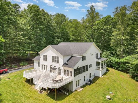 160 Walnut Ridge Drive Stafford VA 22556
