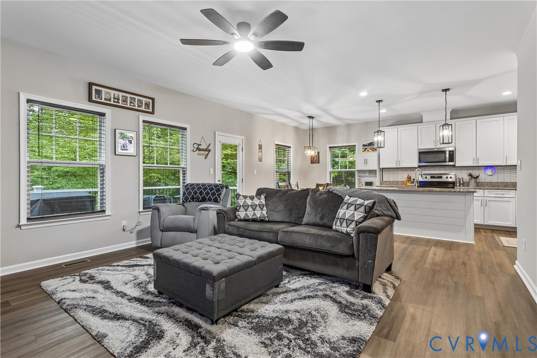225 Bethune Drive