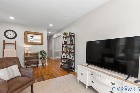 Tiny photo for 302 Hummingbird Rd, Richmond, VA 23227 (MLS # 2609334)