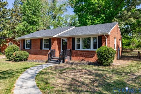 Photo of 302 Hummingbird Rd, Richmond, VA 23227 (MLS # 2609334)