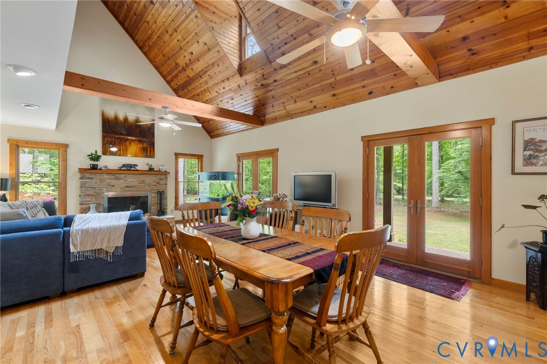 3172 Three Bridge Road