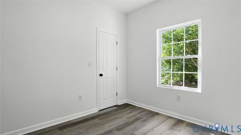 Tiny photo for 610 Gressett Street, Petersburg, VA 23803 (MLS # 2530256)