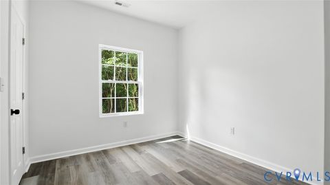 Tiny photo for 610 Gressett Street, Petersburg, VA 23803 (MLS # 2530256)