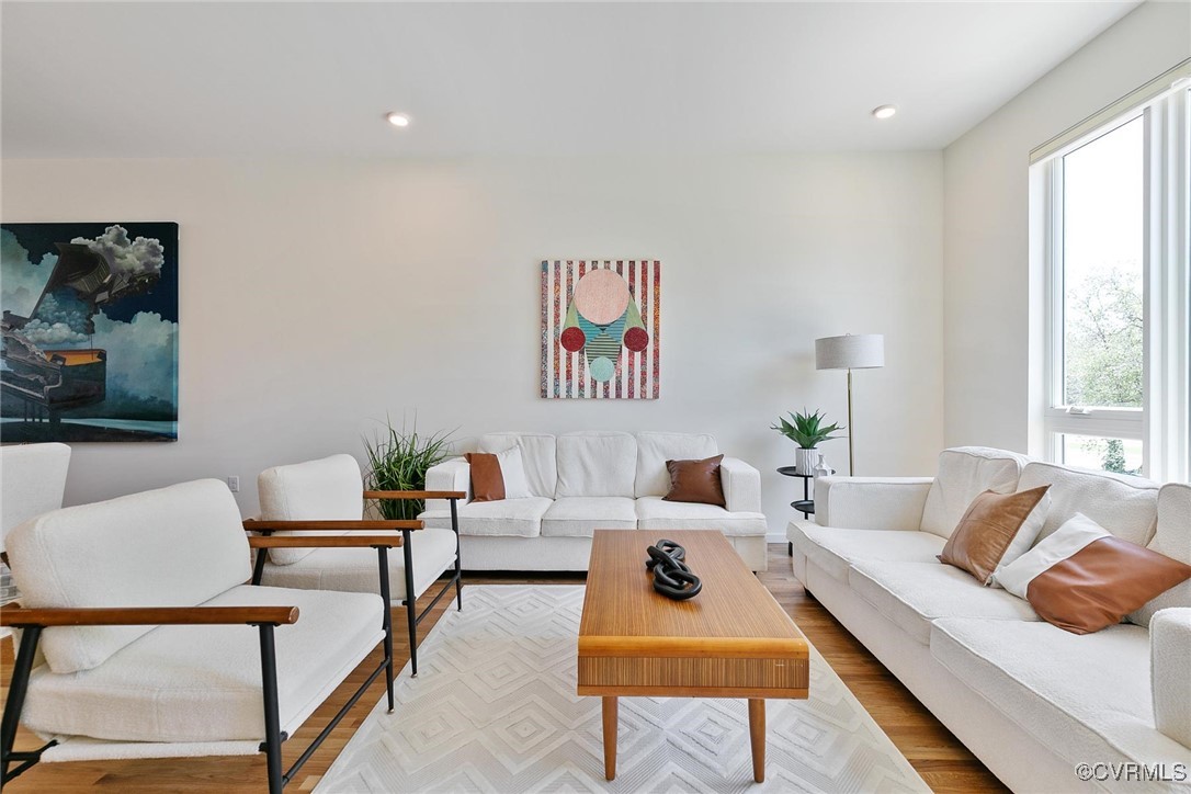 215 S Stafford Avenue