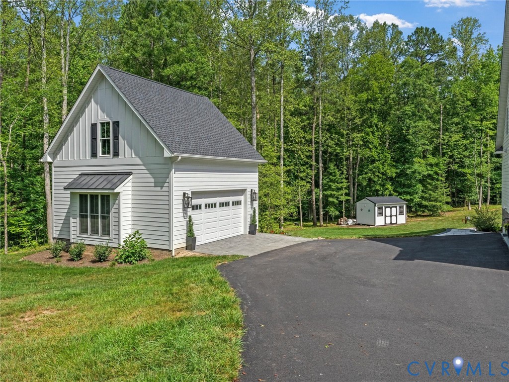 2848 Maple Lake Circle