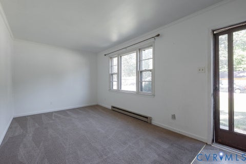 Tiny photo for 324 Lakewood Drive, Petersburg, VA 23805 (MLS # 2626976)
