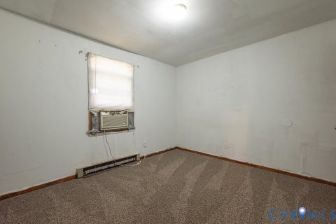 Tiny photo for 324 Lakewood Drive, Petersburg, VA 23805 (MLS # 2626976)