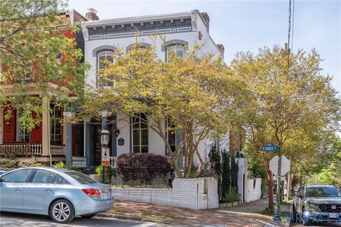 Tiny photo for 2601 E Grace St, Richmond, VA 23223 (MLS # 2609146)
