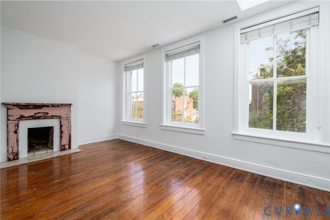 Tiny photo for 2601 E Grace St, Richmond, VA 23223 (MLS # 2609146)
