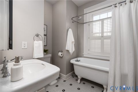 Tiny photo for 2601 E Grace St, Richmond, VA 23223 (MLS # 2609146)