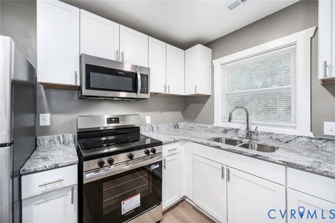 Tiny photo for 634 Fayette Avenue, Richmond, VA 23222 (MLS # 2626491)