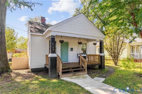 Tiny photo for 2102 Harwood Street, Richmond, VA 23224 (MLS # 2525443)