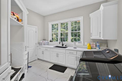 Tiny photo for 11431 Shorecrest Court, Chesterfield, VA 23838 (MLS # 2621458)