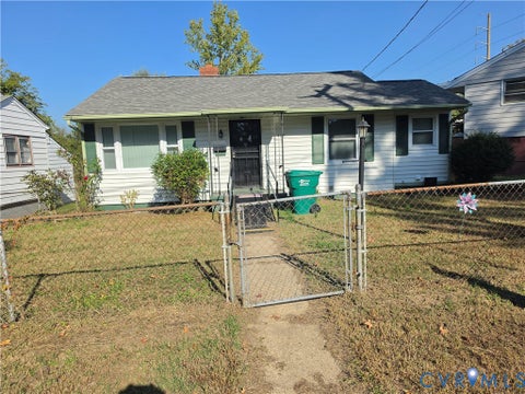 Photo of 509 N Dunlop Street, Petersburg, VA 23803 (MLS # 2628253)