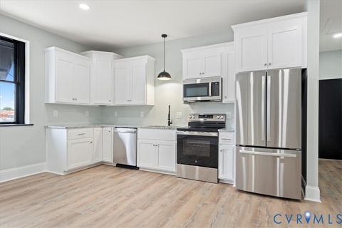 Tiny photo for 207 E Broadway #B, Hopewell, VA 23860 (MLS # 2529735)