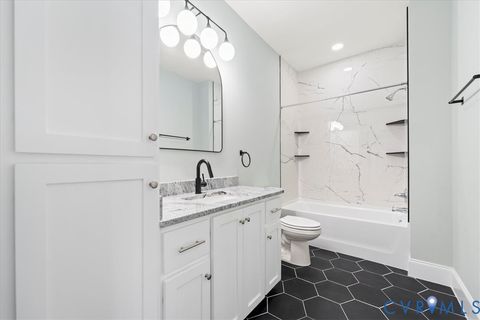 Tiny photo for 207 E Broadway #B, Hopewell, VA 23860 (MLS # 2529735)