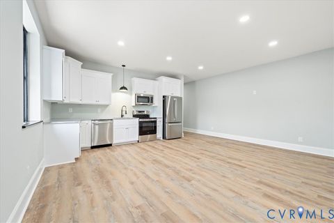 Tiny photo for 207 E Broadway #B, Hopewell, VA 23860 (MLS # 2529735)