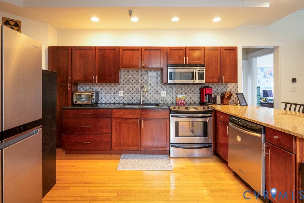 212 W Franklin Street 205