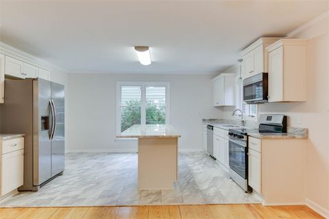 Tiny photo for 4 Saint Francis Drive, Newport News, VA 23602 (MLS # 2527509)