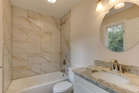 Tiny photo for 4 Saint Francis Drive, Newport News, VA 23602 (MLS # 2527509)