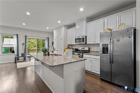 Tiny photo for 7905 Wistar Woods Court, Richmond, VA 23228 (MLS # 2612999)